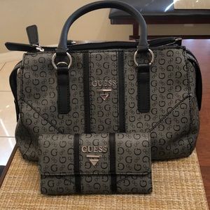 Guess purse and wallet
